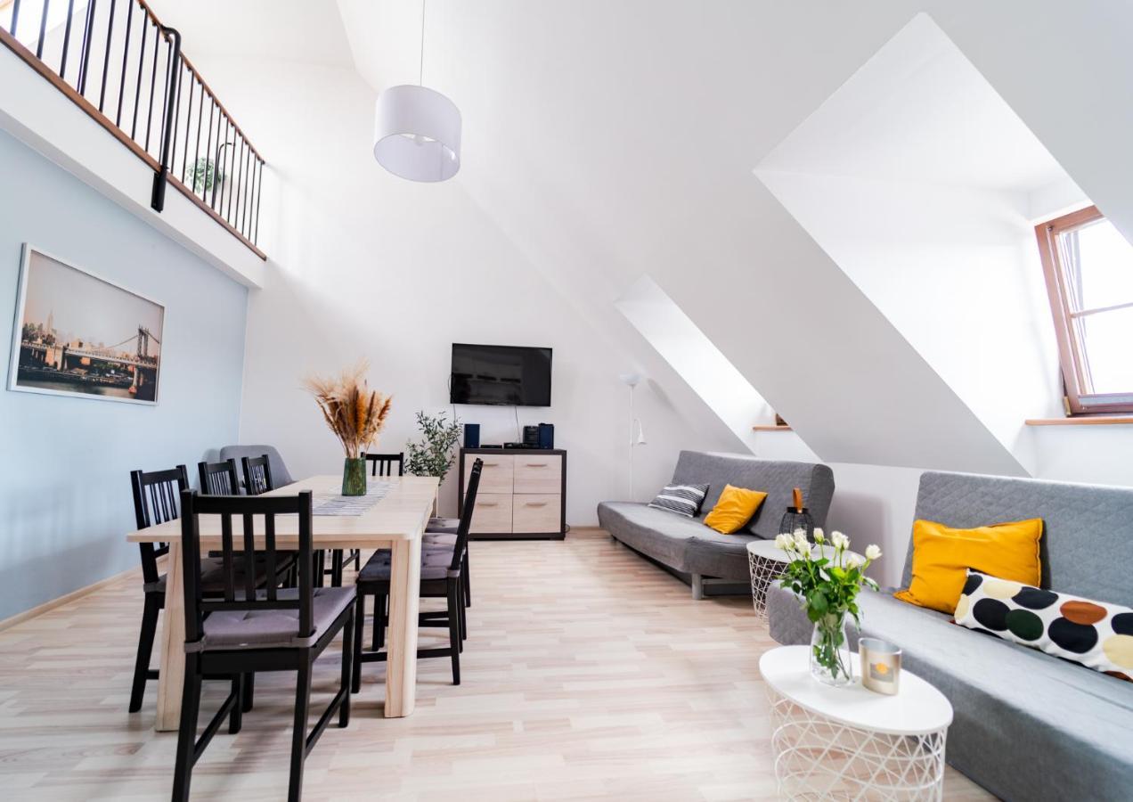 Apartamenty Baltyckie - Bulwar Portowy - Widok Na Port, Centrum, Najlepsza Lokalizacja W Ustce Ustka Exterior photo