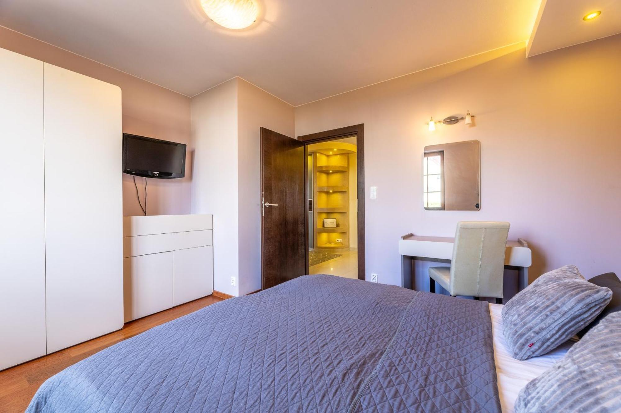 Apartamenty Baltyckie - Bulwar Portowy - Widok Na Port, Centrum, Najlepsza Lokalizacja W Ustce Ustka Room photo